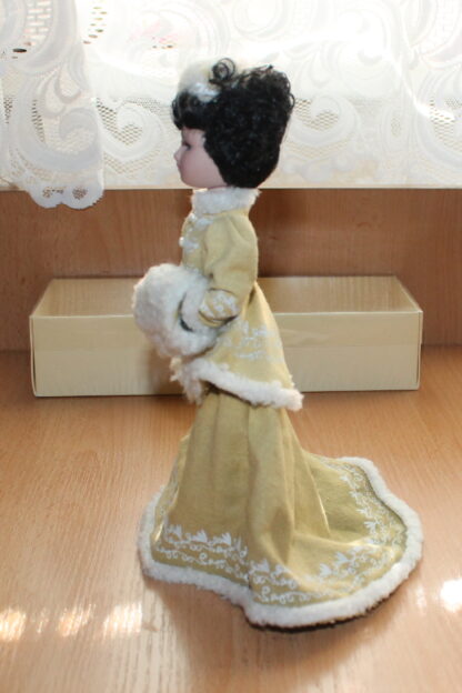 Porcelánová panenka / Anna Karenina / Dámy minulých epoch - Image 3